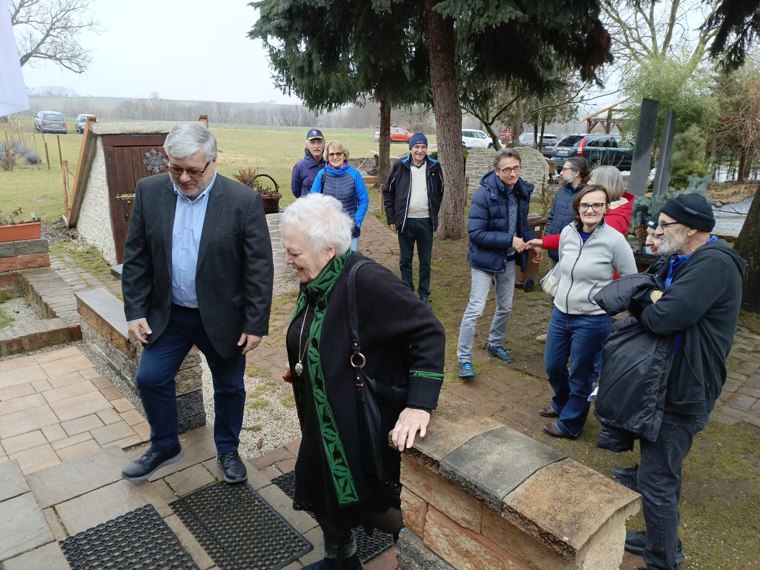SLOVENSKÁ HEREČKA IDA RAPAIČOVÁ A PERÚNOVE HROMNICE NA SLOVANSKOM DVORE SLAVICA